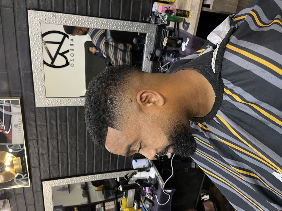 Salut ,  prestation Coupe + barbe 